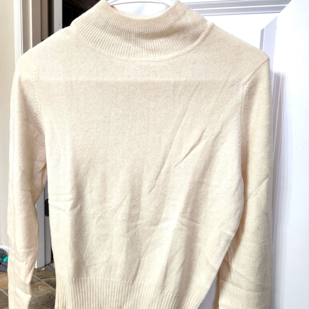 Vintage cashmere sweater